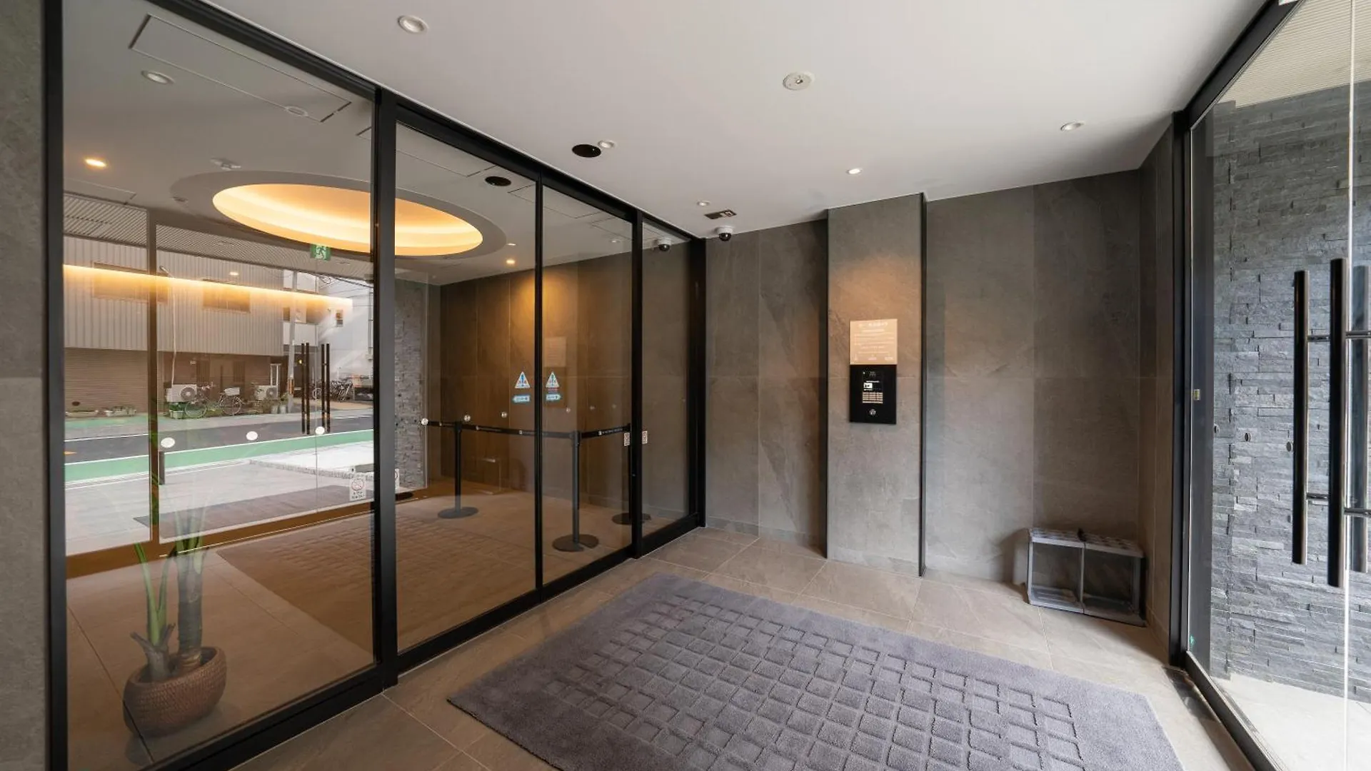 Apartment Hotel 11 Namba Minami 4 Osaka